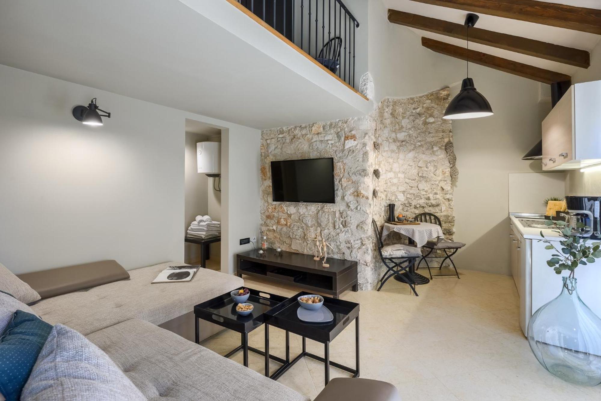 Grota Premium Apartment & Room Пореч Екстериор снимка