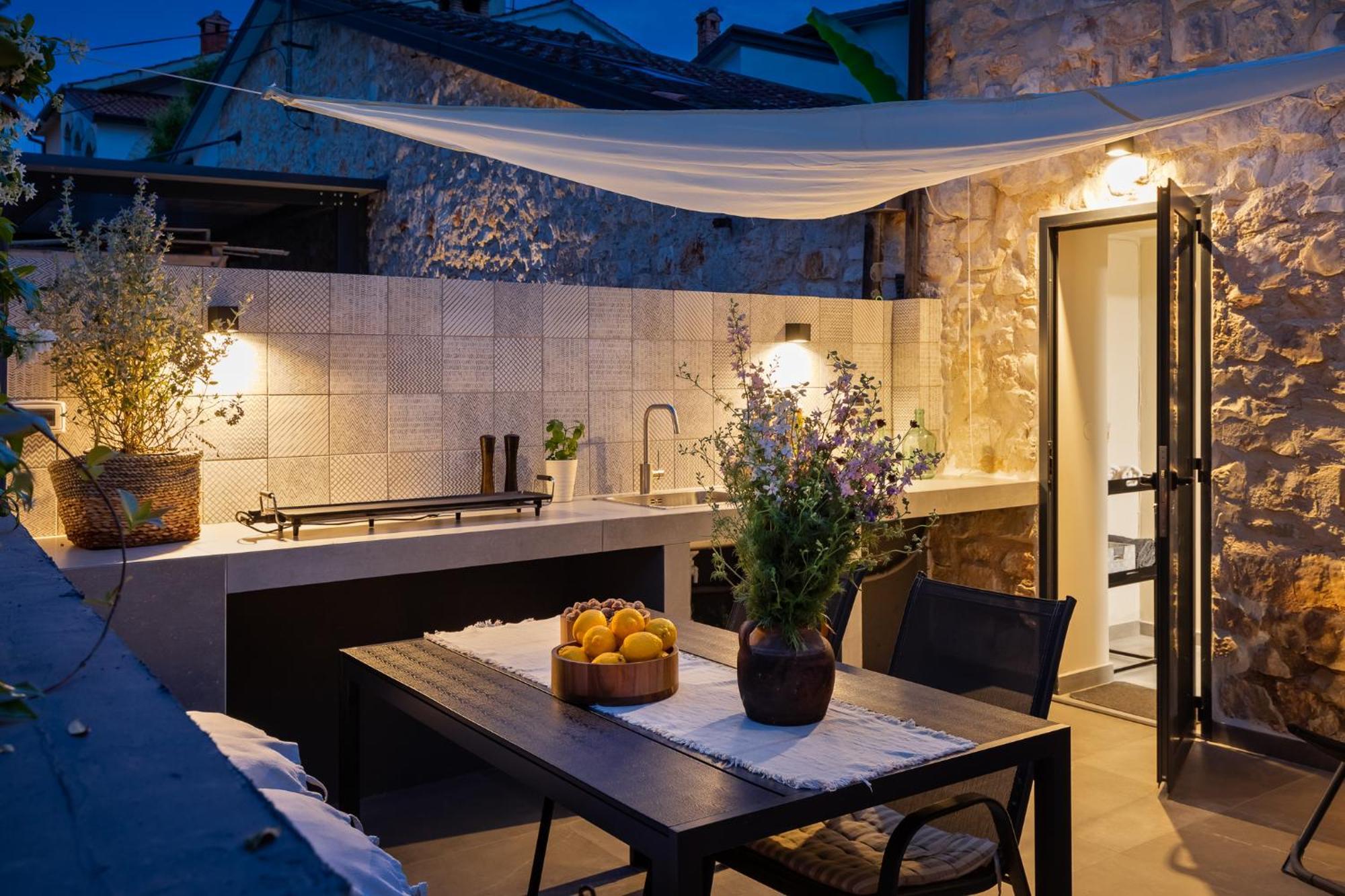 Grota Premium Apartment & Room Пореч Екстериор снимка