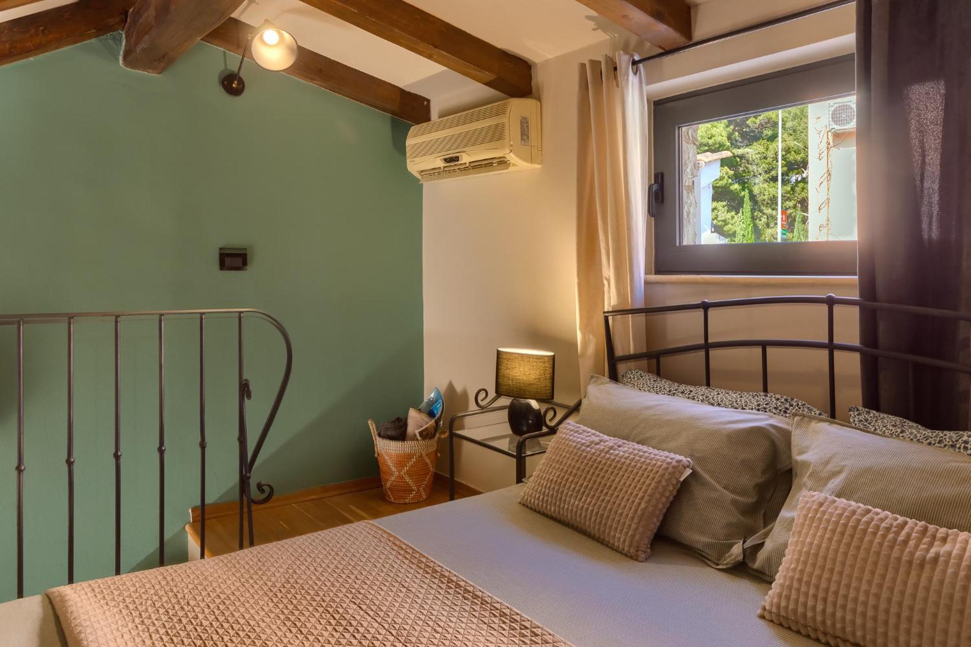 Grota Premium Apartment & Room Пореч Екстериор снимка