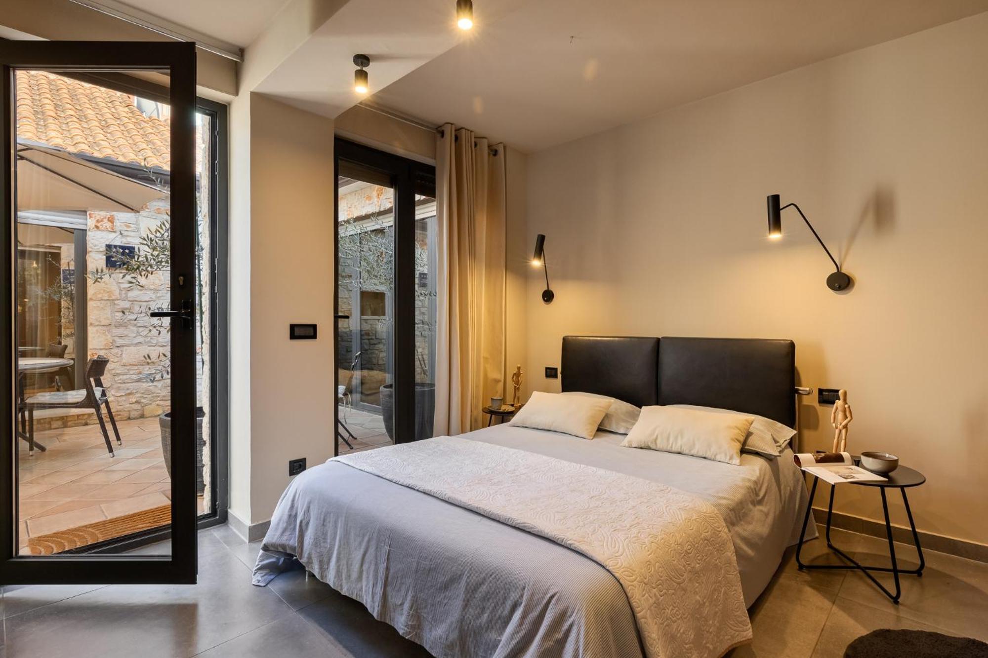 Grota Premium Apartment & Room Пореч Екстериор снимка